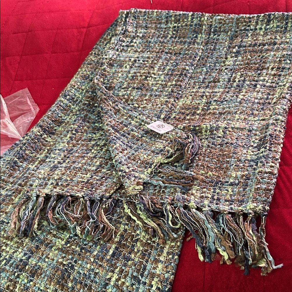Multicolor Woven blanket with Fringe